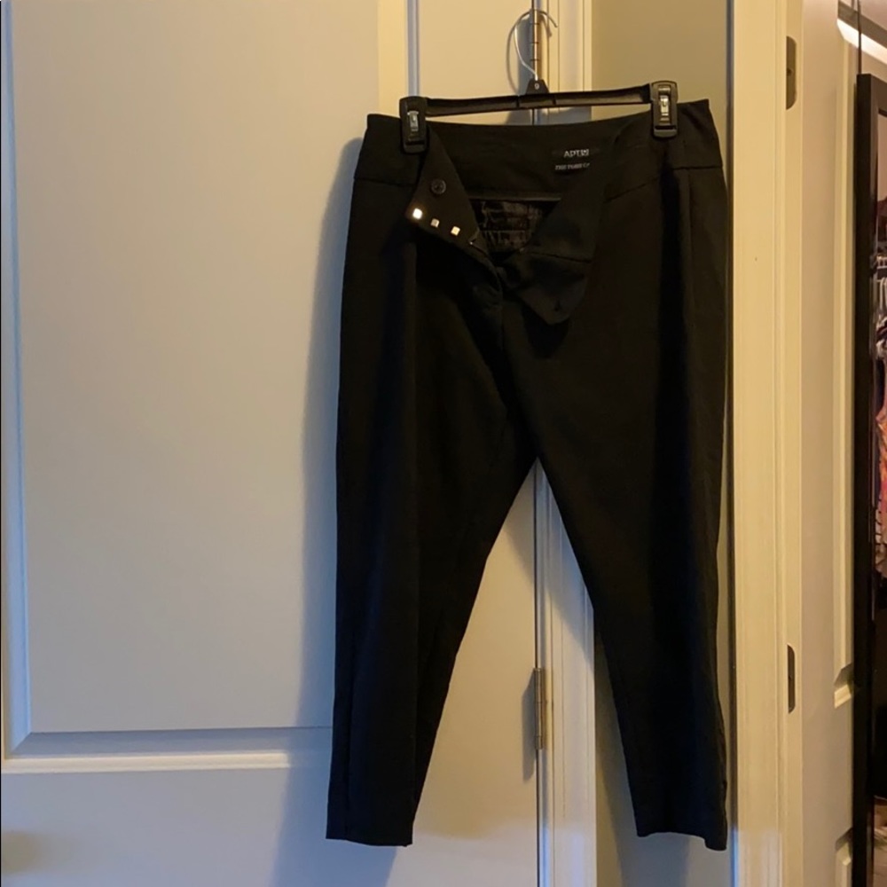 Black Capri dress pant